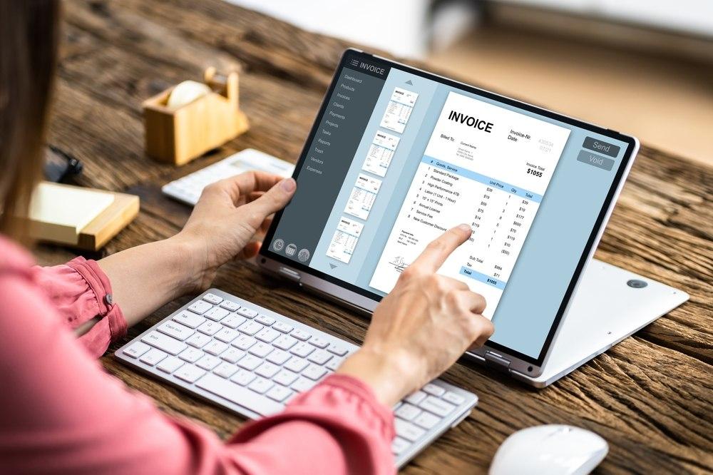 Invoicing Software | Key Features, Advantages, Different Types and Cost